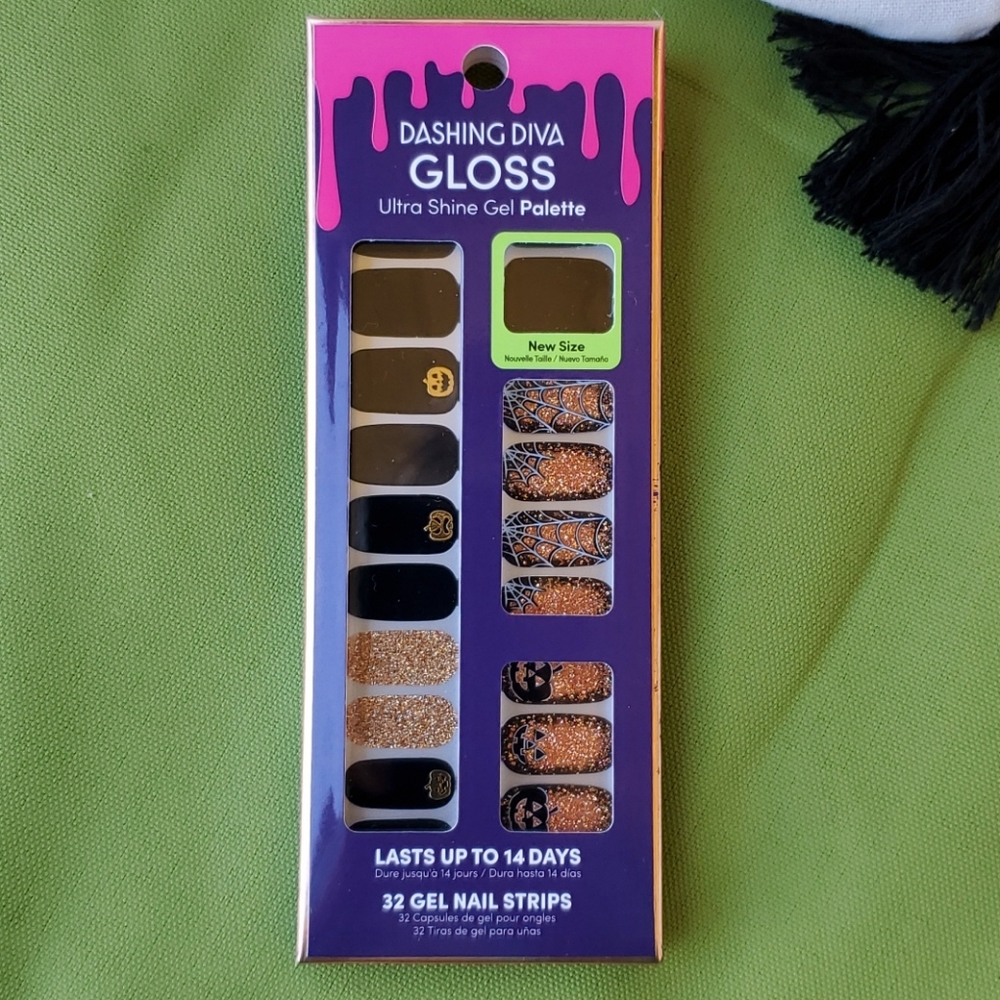 Dashing Diva Halloween Gel Nail Wraps - Picture 3 of 7
